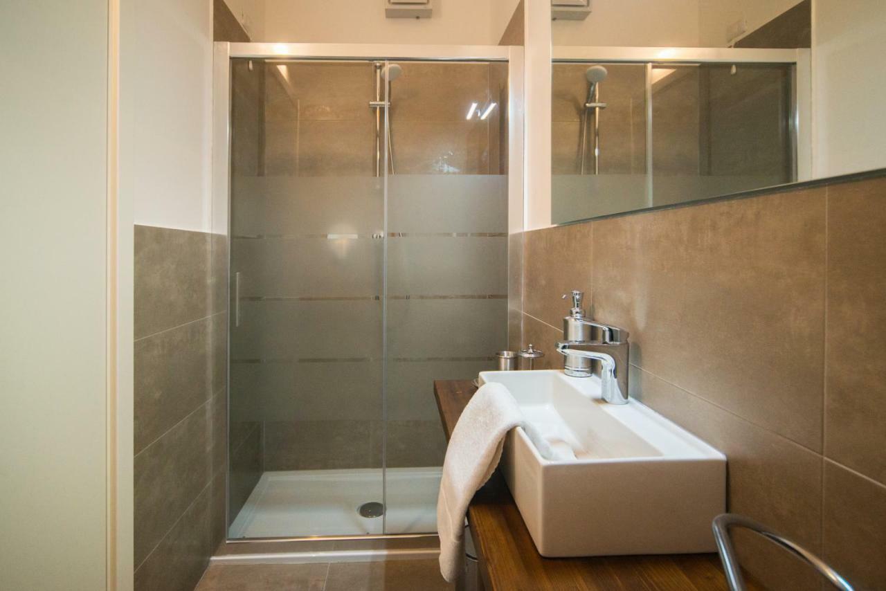 Casa Stazione Hotel Verona Buitenkant foto