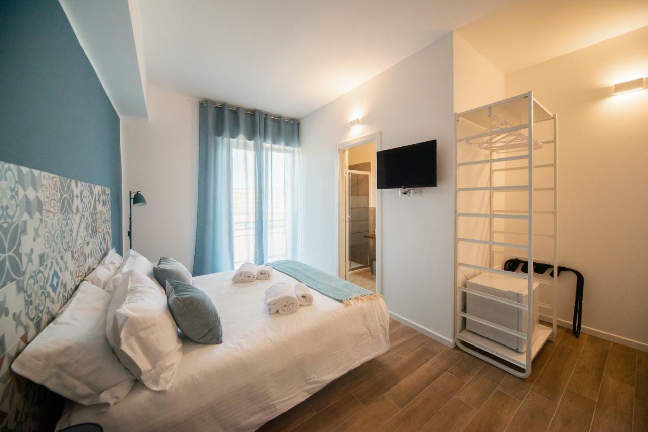 Casa Stazione Hotel Verona Buitenkant foto