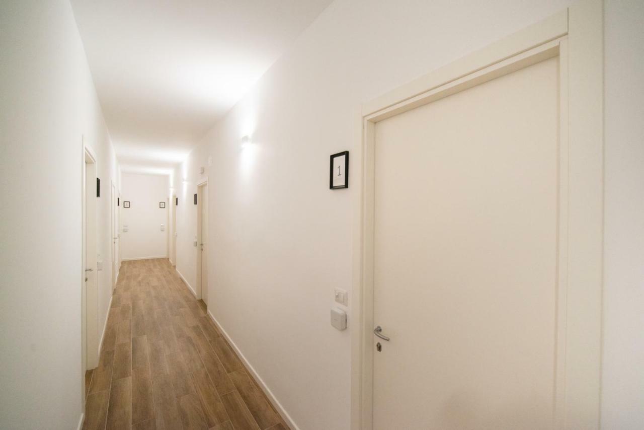 Casa Stazione Hotel Verona Buitenkant foto